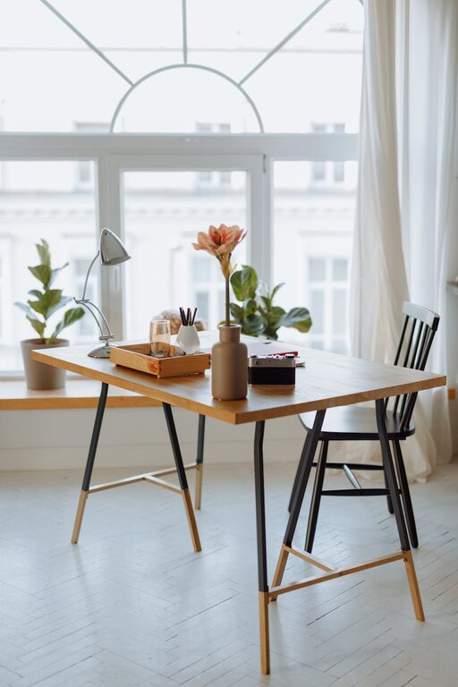 Creating a Cozy and Functional Home Workspace: Practical Tips